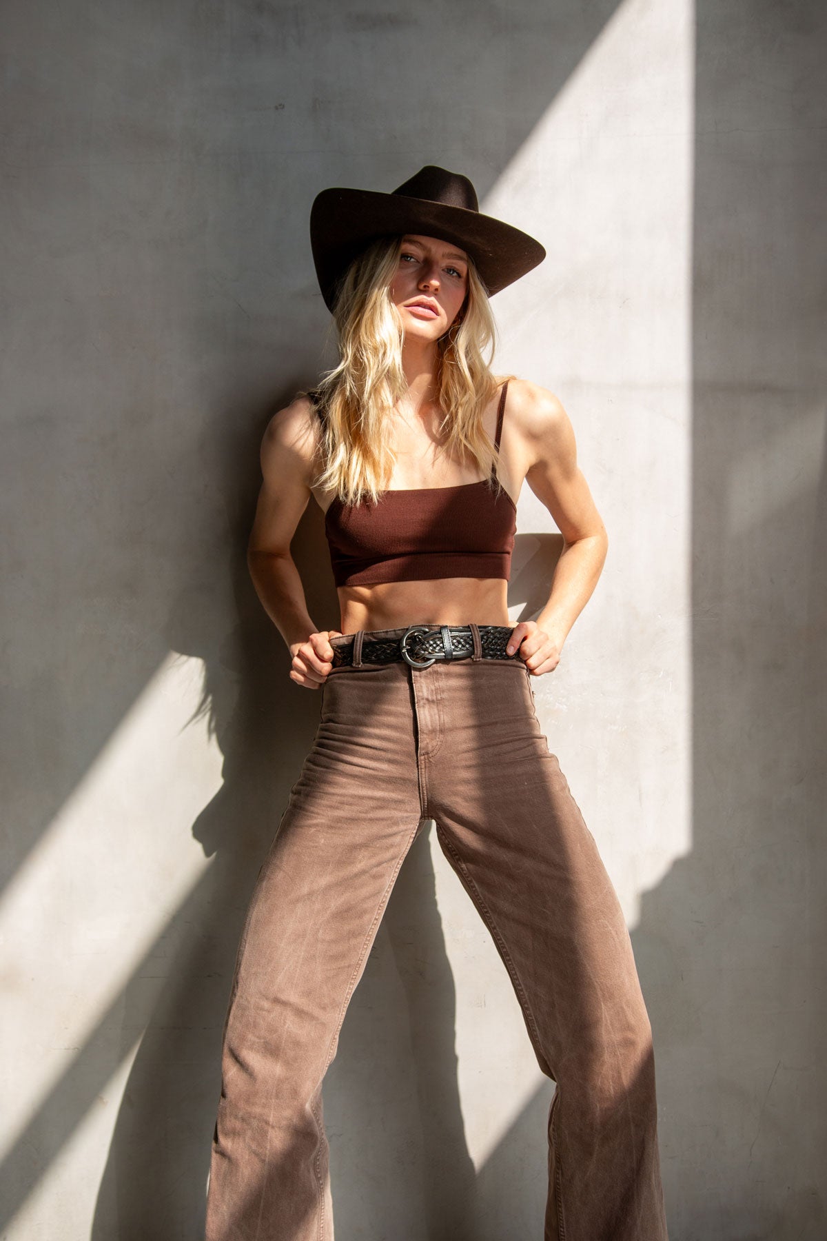 THE SQUARE NECK BRA IN CHOCOLATE