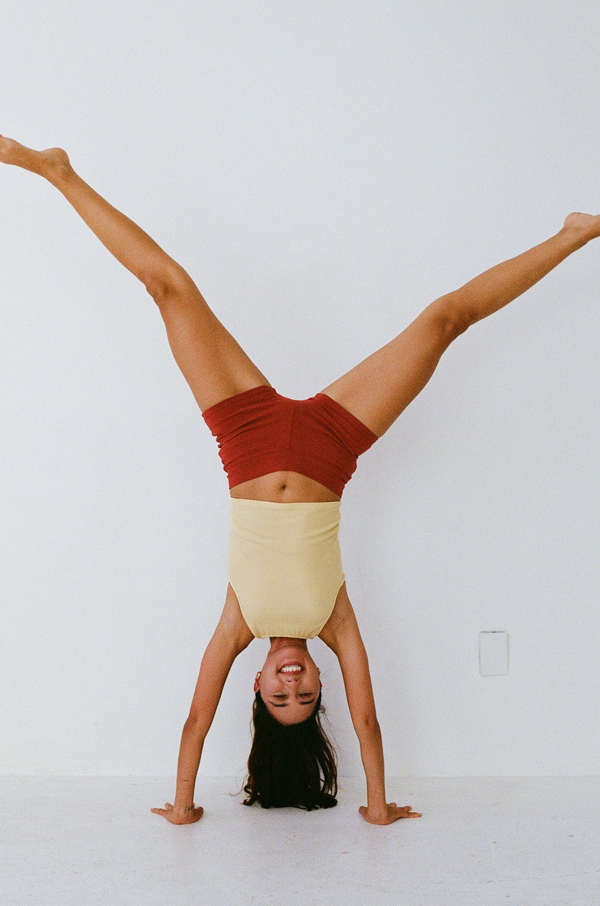 THE HIGH NECK TANK IN BUTTER